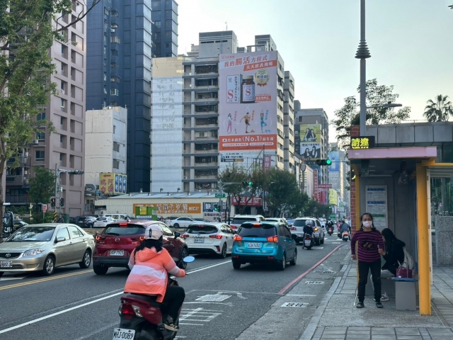 高雄瑞豐商圈戶外看板(E版面)